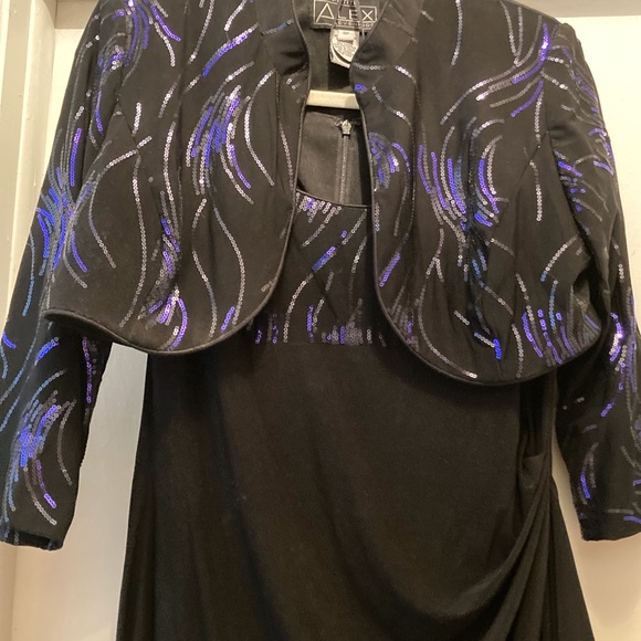 Formal Two-Piece - Picture 2 of 2